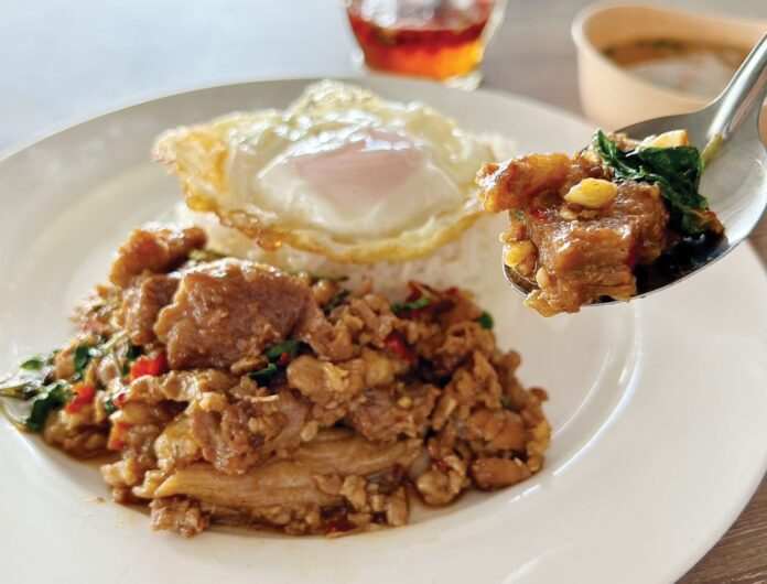 ร้านผัดกะเพราท่านขุน สูตรบ้านๆ พริกแห้ง ไร้น้ำมัน