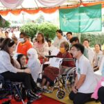 สมเด็จพระเจ้าน้องนางเธอ เจ้าฟ้าจุฬาภรณวลัยลักษณ์ ทรงเยี่ยมหน่วยแพทย์ พอ.สว.-พระราชทานถุงยังชีพ ผู้ประสบภัย