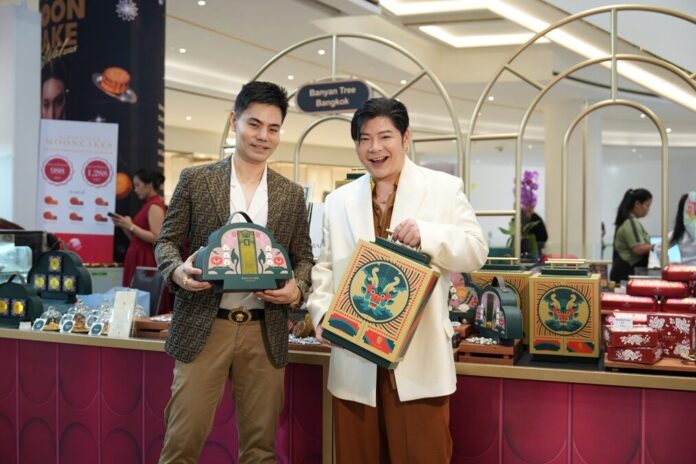 The Blue Moon Bar ลิ้มลองมูนเค้กจับคู่เครื่องดื่มที่ใช่ 