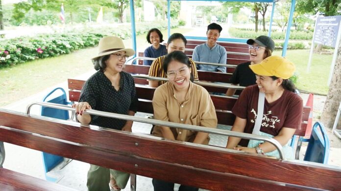 สดจากเยาวชน