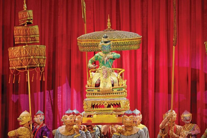 สกู๊ปสตรี - วิจิตรอลังการ โขน‘สัตยาพาลี’