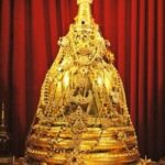 เพ ลา เพลิน บุรีรัมย์ ฉลองครบรอบ 9 ปี 'พระเขี้ยวแก้ว' (จำลอง)” จากศรีลังกา