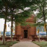 เพ ลา เพลิน บุรีรัมย์ ฉลองครบรอบ 9 ปี 'พระเขี้ยวแก้ว' (จำลอง)” จากศรีลังกา