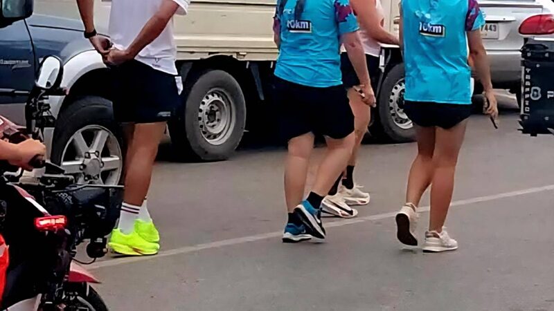 แพทย์ ไขข้อข้องใจหลังมีข่าว นักวิ่งสาว ล้มฟุบเสียชีวิตกลางงานวิ่งดัง เผย 4 ปัจจัยแฝงที่อาจซ่อนอยู่ ชี้ อย่าประมาทว่าแข็งแรง แนะ 3 ข้อเตรียมความพร้อม