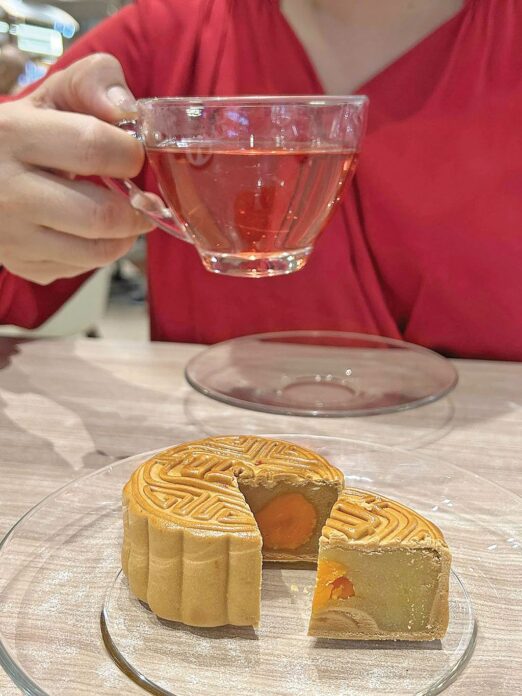 จิบชายามบ่าย อร่อยฟินมูนเค้ก S&P เติมหวานรีเฟรชพลัง 