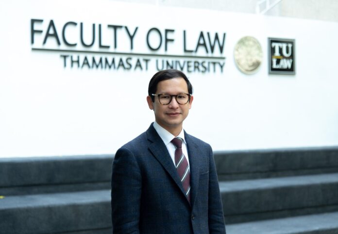 รศ.ดร.มุนินทร์ พงศาปาน คณะนิติศาสตร์ มหาวิทยาลัยธรรมศาสตร์ 
