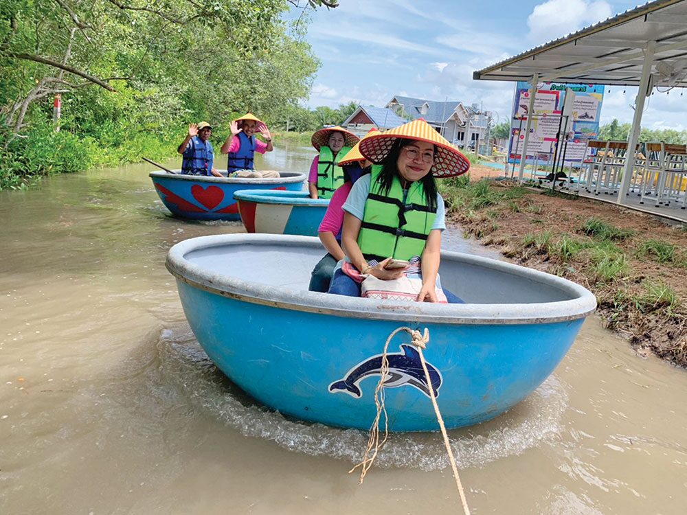 หลาก&หลายท่องเที่ยว - เยือนบ้านหยงสตาร์ เมืองตรัง ล่องแพ-เรือกระด้งชมธรรมชาติ