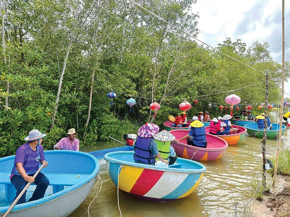 หลาก&หลายท่องเที่ยว - เยือนบ้านหยงสตาร์ เมืองตรัง ล่องแพ-เรือกระด้งชมธรรมชาติ