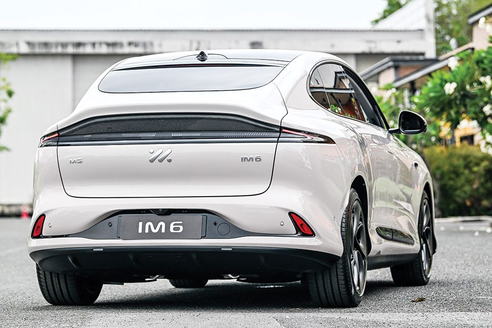 หลาก&หลายรถยนต์ - ลองของเอ็มจี‘IM6’SUVอีวีหรู แรงแบบนุ่มๆดีไซน์เอกลักษณ์เฉพาะตัว