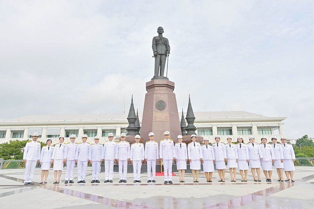 ข่าวสดพระเครื่อง - เจริญพระพุทธมนต์ถวายรัชกาลที่ 8 ครบ 100 ปี-วันพระบรมราชสมภพ