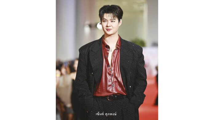 เสาร์สด - RED CARPET งาน FEED X KHAOSOD AWARDS 202
