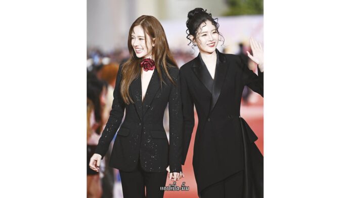 เสาร์สด - RED CARPET งาน FEED X KHAOSOD AWARDS 202