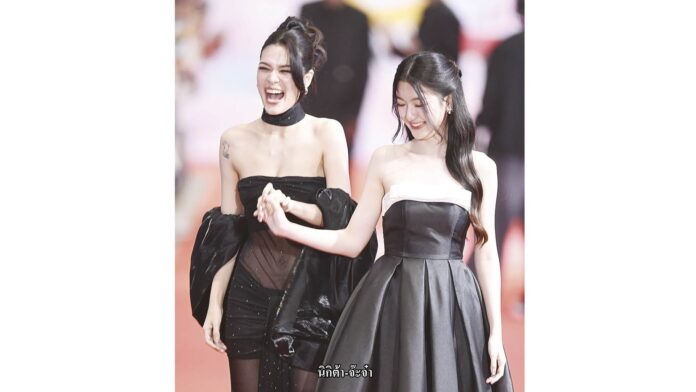 เสาร์สด - RED CARPET งาน FEED X KHAOSOD AWARDS 202