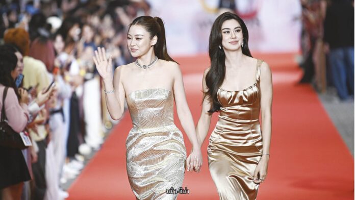 เสาร์สด - RED CARPET งาน FEED X KHAOSOD AWARDS 202