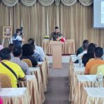 ศปทท.จว.ลพบุรี จัดอบรมอาสาสมัครช่วยดูแลความปลอดภัย อำนวยความสะดวกนทท.