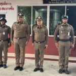 รองผบช.น.- รองผบก.น.2 ศูนย์ควบคุมการจราจร สน.บางซื่อ พร้อมอำนวยความสะดวกจราจร