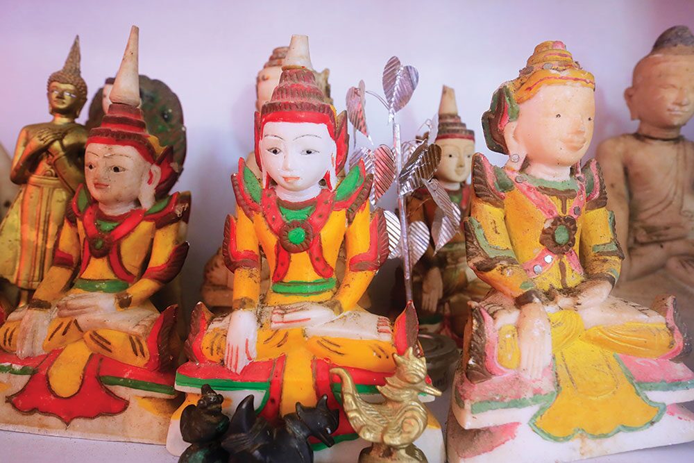 เที่ยววัดวันหยุด - เยือน‘วัดต่อแพ-แม่ฮ่องสอน’ ยล‘พระพุทธรูปไม้’ไทใหญ่