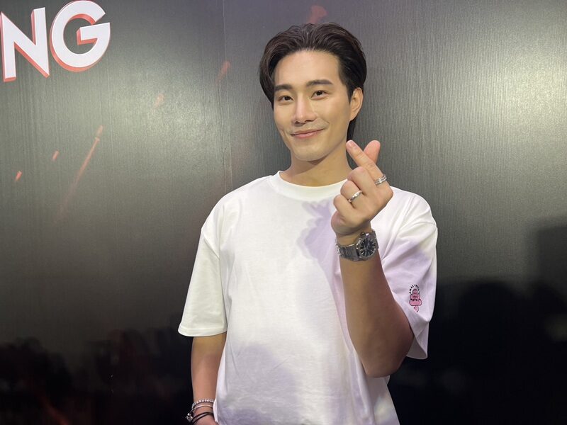 บี้ ธรรศภาคย์ ลั่น! ขาดเมียไม่ได้ บินเซอร์ไพรส์วันเกิดล่วงหน้าถึงเกาหลี คลั่งรักจนลูกเอือมใส่