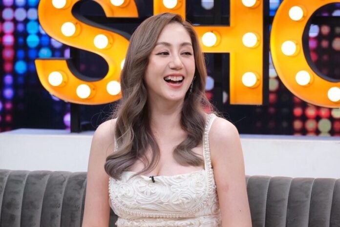 เจมี่ บูเฮอร์ เปิดใจ หลังเจอก้อนเนื้อในอก สั่งเสียงานศพขอธีมสีชมพู