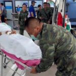 ส่งตัว พลทหารอดิสร เหยียบทุ่นระเบิดขาขาด ไป รพ.พระมงกุฎ ทำขาเทียมพระราชทาน ครอบครัวปลาบปลื้มใจ
