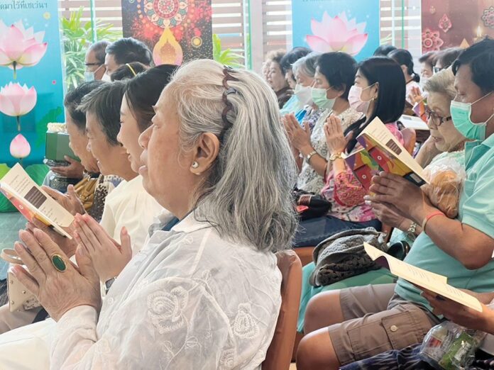ข่าวสดพระเครื่อง - ‘รองผอ.รพ.ราชวิถี’บรรยาย เลือกความสุขเหนือเกียรติยศ