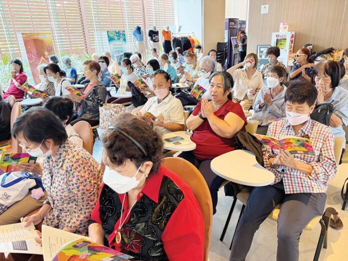 ข่าวสดพระเครื่อง - ‘รองผอ.รพ.ราชวิถี’บรรยาย เลือกความสุขเหนือเกียรติยศ