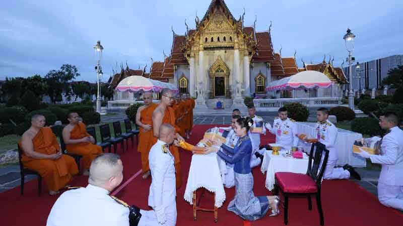 ท่านผู้หญิงอรอนงค์ บำเพ็ญกุศล อุทิศถวายเป็นพระกุศลแด่ พระองค์เจ้าอุรุพงษ์ เนื่องในวันคล้ายวันสิ้นพระชนม์ ณ วัดเบญจมบพิตรดุสิตวนาราม