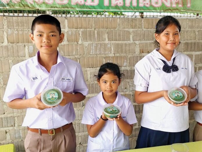 สดจากเยาวชน - ‘ไข่ผำ’อร่อยจานเด็ด เด็กรร.บ้านหนองคา