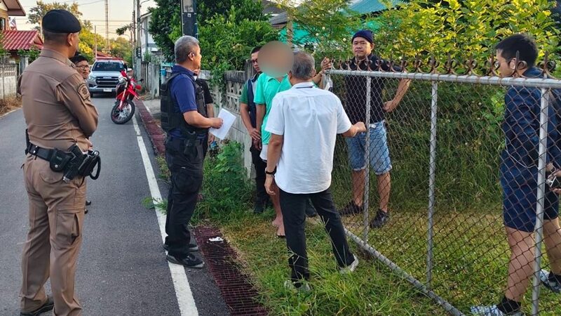 ปปป. นำกำลังเจ้าหน้าที่บุกบ้านจับ ดาบตำรวจ นอกรีต ร่วมกับพวกเรียกรับเงิน 30,000 บาทจากผู้ต้องหาคดียาเสพติดและไม่ต้องดำเนินคดี