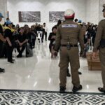 สตช. ถวายความอาลัย ถวายความปลอดภัย ถวายพระเกียรติสูงสุด 'พระพันปีหลวง' ตลอดเส้นทางเคลื่อนพระบรมศพ