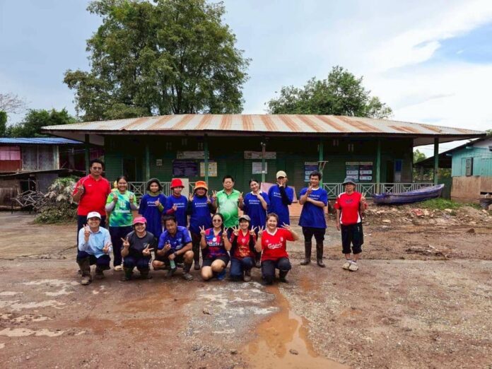 เศรษฐา สะท้อนภาพ ป่าหาย-ดินถล่ม พื้นที่ จ.อุตรดิตถ์ อยู่มา 90 ปี เพิ่งเจอครั้งแรก