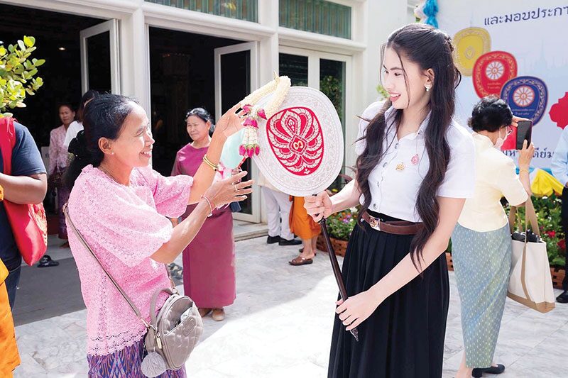 ข่าวสดพระเครื่อง - เปิดใจ‘ทราวดี พันจิต’ สาวเปรียญ 3 ประโยค