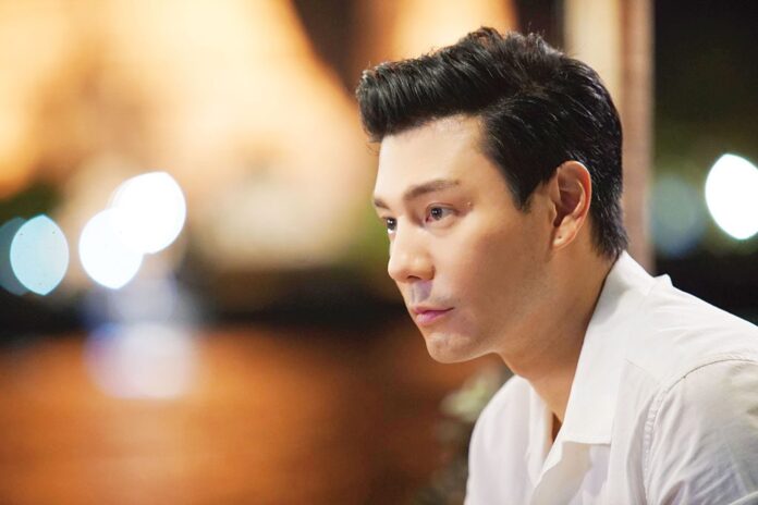 อาทิตย์ใส