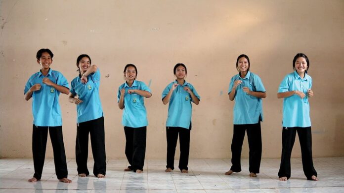 สดจากเยาวชน