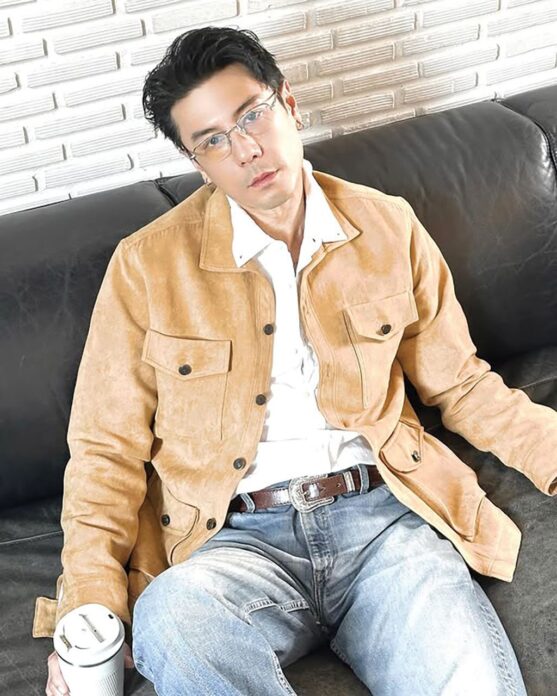 อาทิตย์ใส
