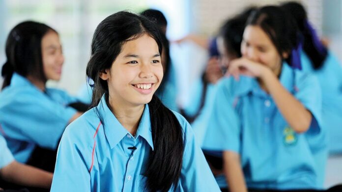 สดจากเยาวชน