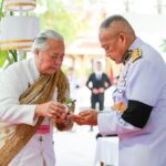 สถิตย์พงษ์ ประธานในพิธีบวงสรวงการแสดงโขนมูลนิธิส่งเสริมศิลปาชีพ ตอน'สัตยาพาลี'