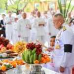 สถิตย์พงษ์ ประธานในพิธีบวงสรวงการแสดงโขนมูลนิธิส่งเสริมศิลปาชีพ ตอน'สัตยาพาลี'