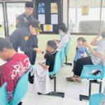 เรือนจำ-ทัณฑสถาน น้อมถวายความอาลัย 'สมเด็จพระพันปีหลวง' จัดทำริบบิ้นสีดำไว้อาลัย แจกปชช.