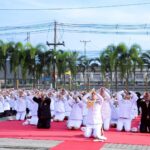 ปลัด กห. น้อมรำลึกในพระมหากรุณาธิคุณ ในหลวง ร.9 เนื่องในวันนวมินทรมหาราช