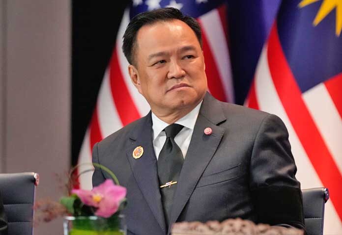 ไทย-กัมพูชา “ลงนามสันติภาพ” ทรัมป์ชมตัวเองเก่งกว่ายูเอ็นในการทำข้อตกลง