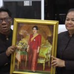 สุดอาลัย ศิลปินแห่งชาติ-หมอเพลงชื่อดัง โชว์ฝีมือ 1 นาที แต่งเพลงโคราช น้อมถวายความอาลัย 'พระพันปีหลวง'