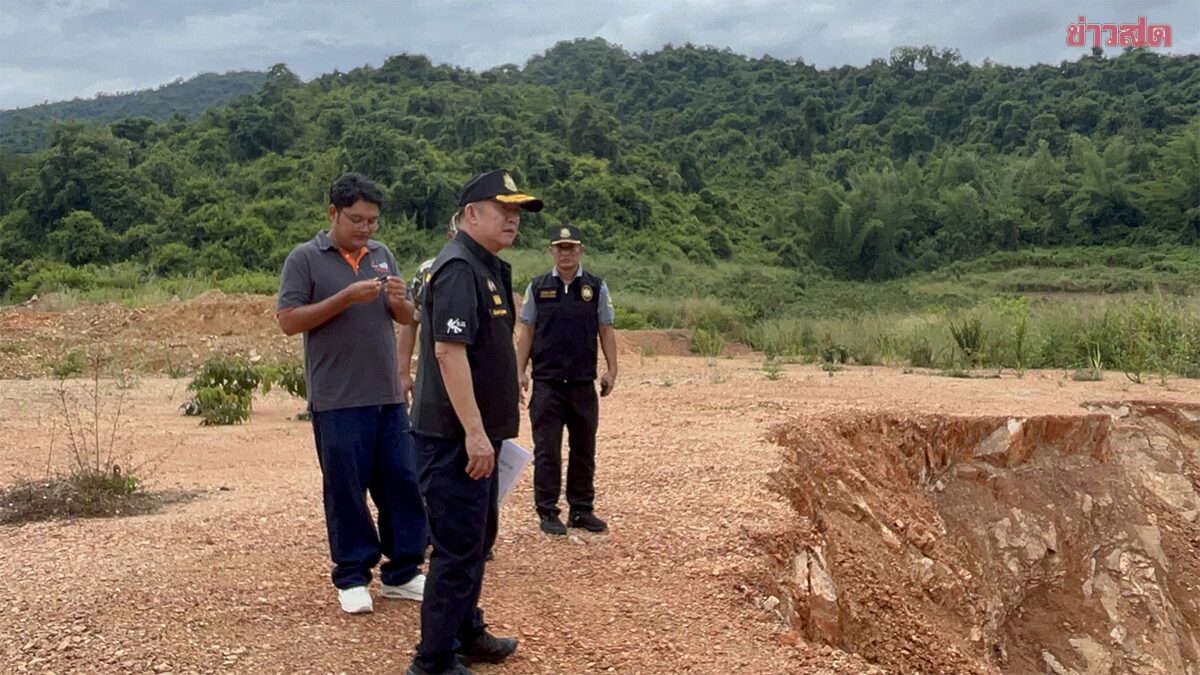 ลุยสอบ นายทุนรุกป่าแก่งกระจานกว่า 900 ไร่ สั่งพิสูจน์ น.ส. 3 ก. ย้อนหลัง ภาพประกอบข่าว: ลุยสอบ นายทุนรุกป่าแก่งกระจานกว่า 900 ไร่ สั่งพิสูจน์ น.ส. 3 ก. ย้อนหลัง