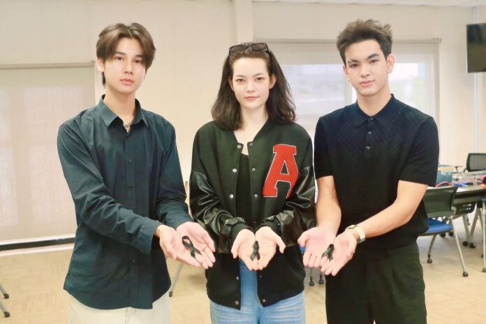 สดจากเยาวชน - ทีมหมอนทองร่วมอาลัย สมเด็จพระพันปีหลวง