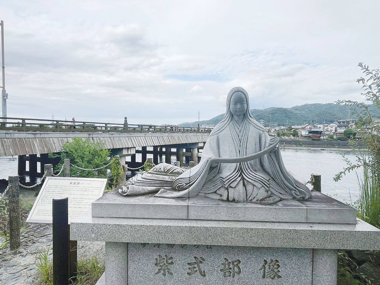 หลาก&หลาย
