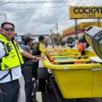 อนุชา นาคาศัย นำทีมร่วมกตัญญูชัยนาท ลุยช่วยน้ำท่วมหาดใหญ่ ช่วยผู้ประสบภัย