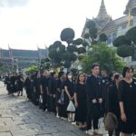 วันแรก! เปิดให้ กราบพระบรมศพ 'พระพันปีหลวง' พสกนิกร พร้อมใจถวายอาลัยเนืองแน่น 