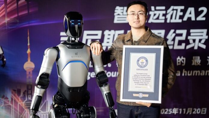Longest journey walked by a humanoid robot