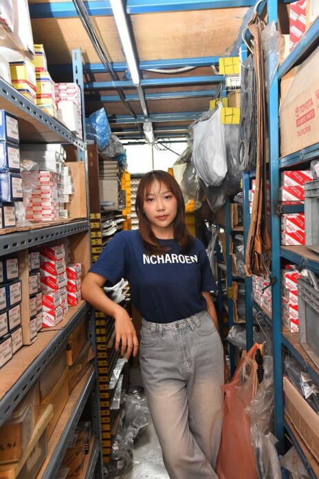 ร้านอะไหล่รถยนต์ น.เจริญกลการ 