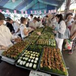 งานบุญใหญ่ทอดกฐิน วัดเพลงอุโบสถ์สีชมพู อิ่มบุญอิ่มท้อง โรงทานกว่า 130 ร้านอาหาร